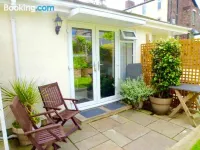 Holland House Hotels in Wallasey