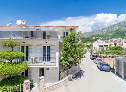 巴里希克公寓與客房飯店