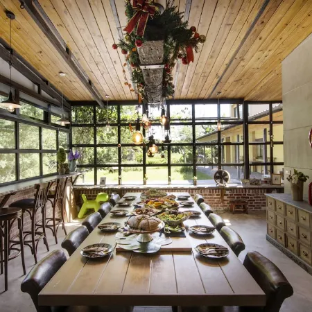 Breadfruit B&B Отели рядом с достопримечательностью «Ранчо Жуйсуй»