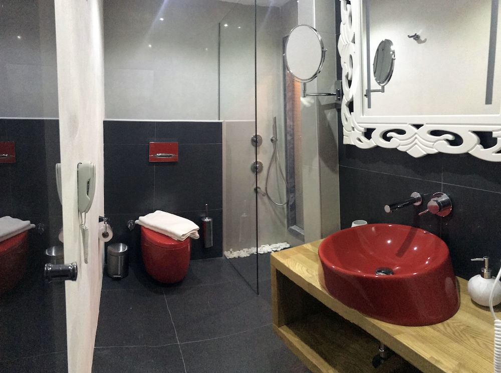 Ferush Otel