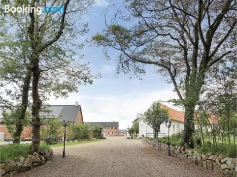 隆博加德度假屋