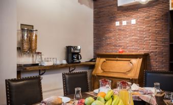Olganos VL Luxury Rooms & Suites - Housity