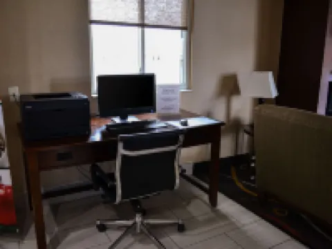 Baymont by Wyndham Dunmore โรงแรมในDunmore