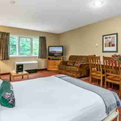 Grand Summit Hotel Rooms