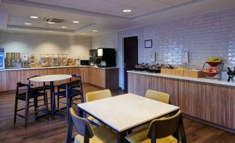 Fairfield Inn & Suites Detroit Livonia