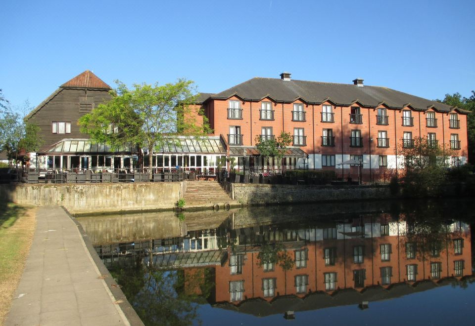 hotel overview picture