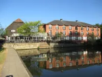The Bridge Hotel - Parking