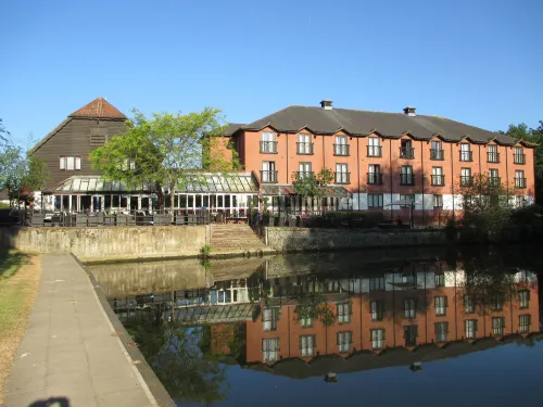 The Bridge Hotel Hotels in Chertsey