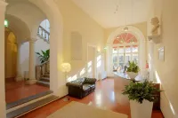 Palazzo Galletti Abbiosi Hotels in Classe