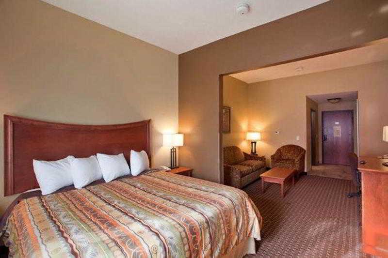 Best Western Plus Grand Island Inn and Suites