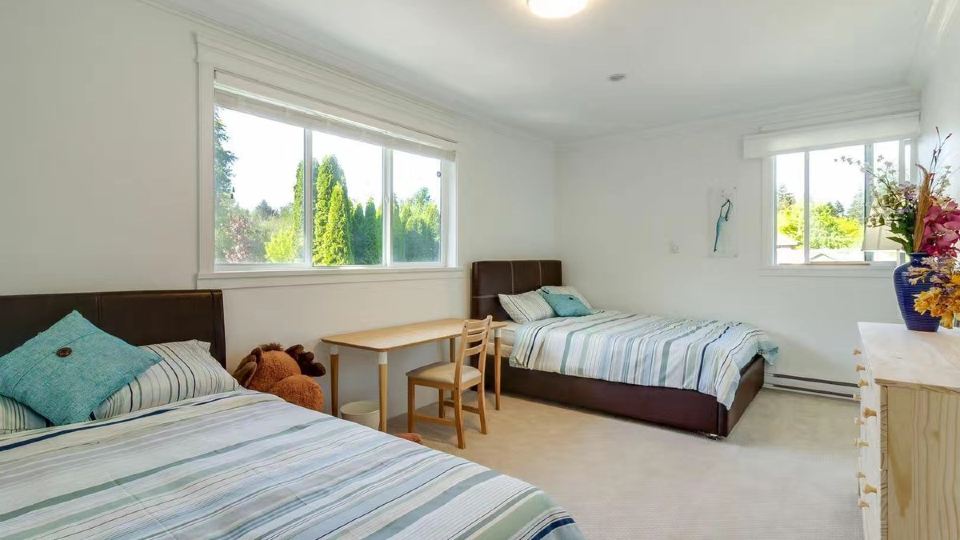 Vancouver Forest Lodging