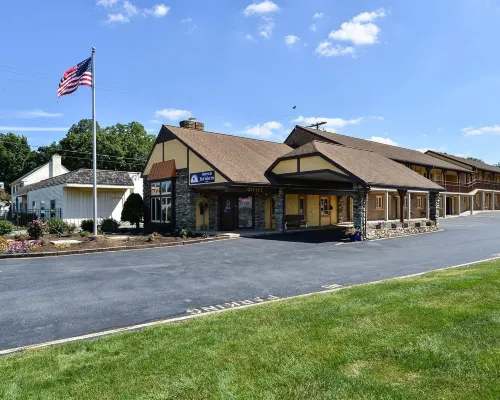 Soudersburg Inn & Suites Lancaster Hotels in Lancaster County