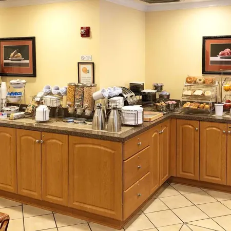 Roadstar Hotel Zephyrhills