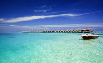 Centara Ras Fushi Resort & Spa Maldives
