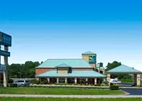 Quality Inn & Suites North Hotels in Strafford