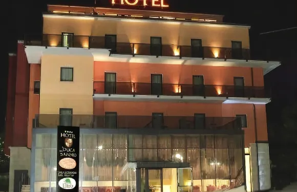 伊爾都卡德爾桑尼奧酒店