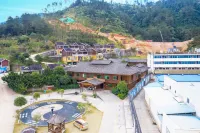 Huoquan Mulou Villa Hotels near Changshou Museum