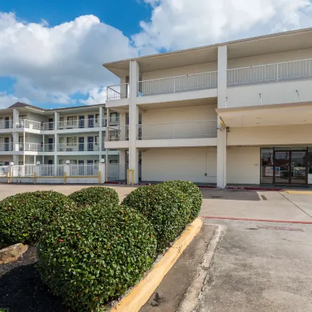 Americas Best Value Inn & Suites Humble
