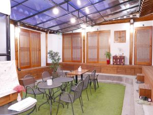 Bibimbap Hanok Guesthouse Gyeongbokgung