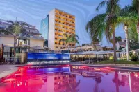 Isla Mallorca & Spa - สระว่ายน้ำแบบอินฟินิตี้