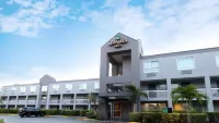 Quality Inn Miami Airport - Doral - Pysäköinti