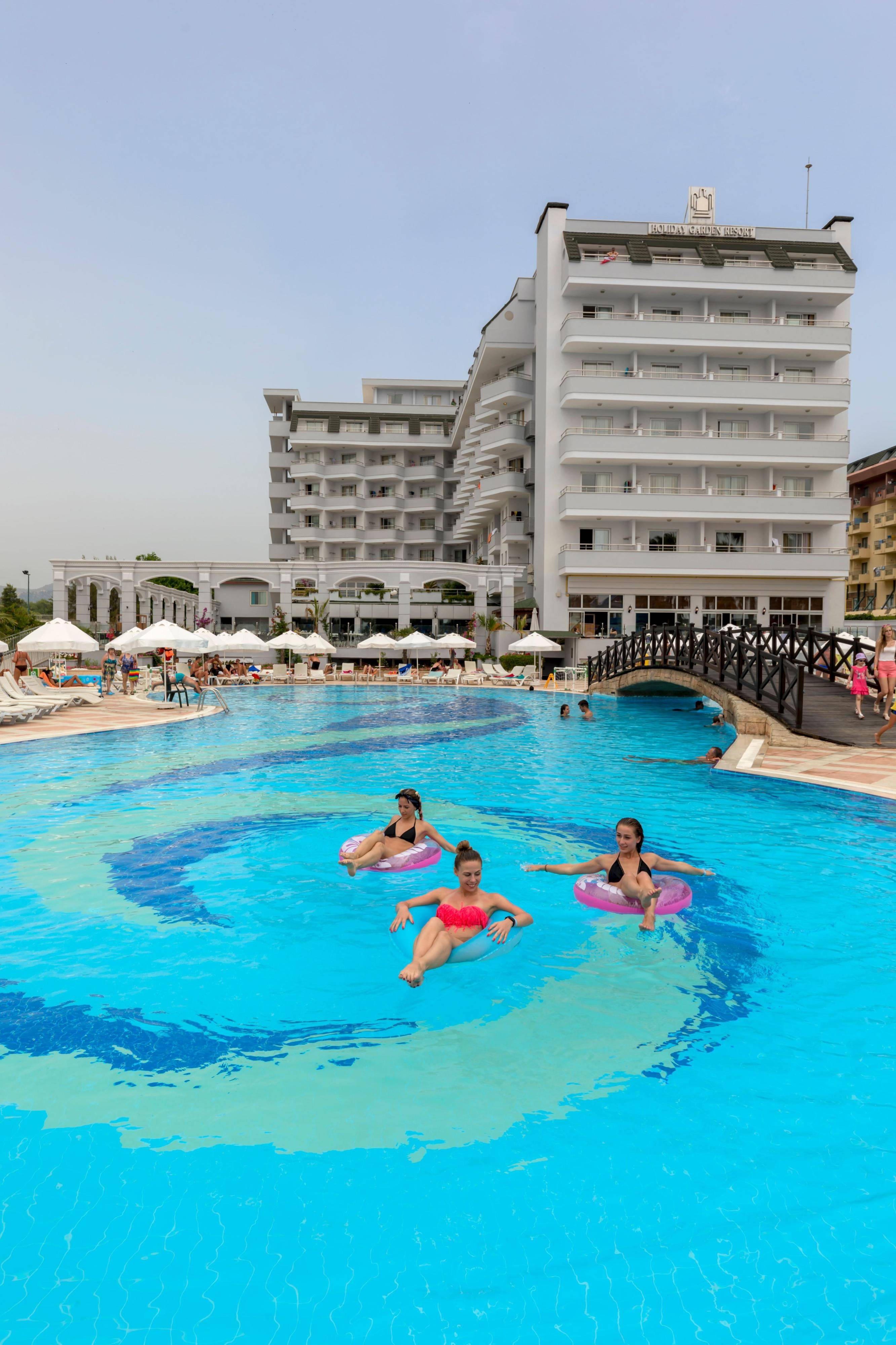 Holiday Garden Resort