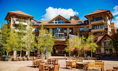 Fairmont Heritage Place, Franz Klammer Lodge