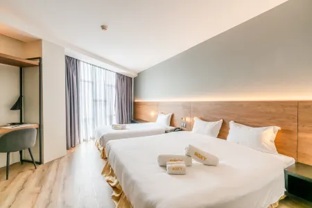 Roxy Hotel Padungan Отели рядом с достопримечательностью «New Sarawak State Legislative Assembly Bldg»