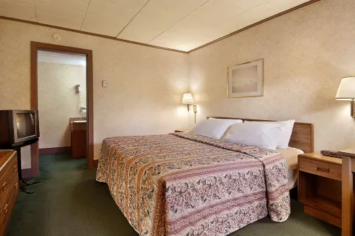 Aderi Hotel Lewisburg