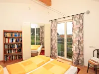 Bammer Hotel dekat HBC Arena Pinsdorf
