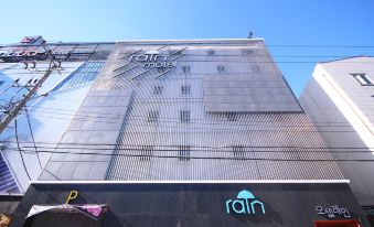 Daegu Dongdaegu Station Rain