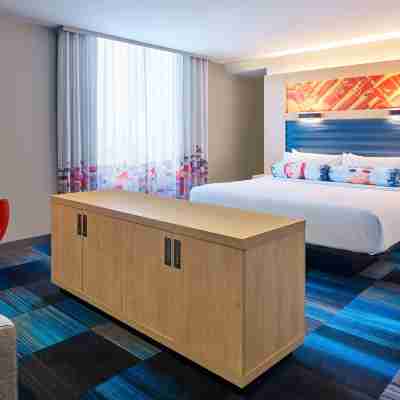 Aloft South Bend Rooms