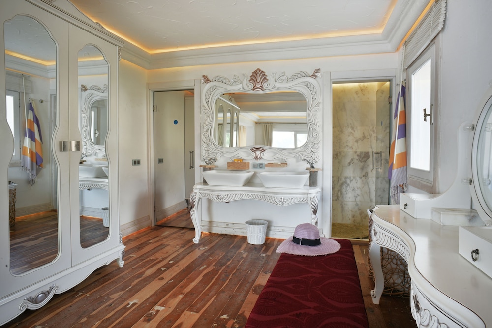 Likya Gardens Hotel