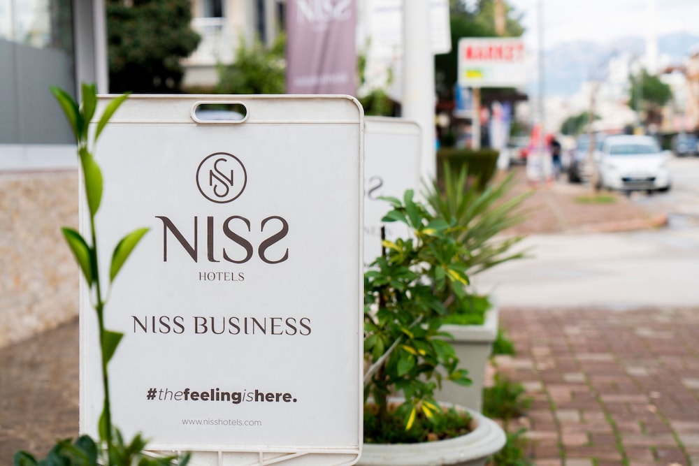 Niss Business Hotel
