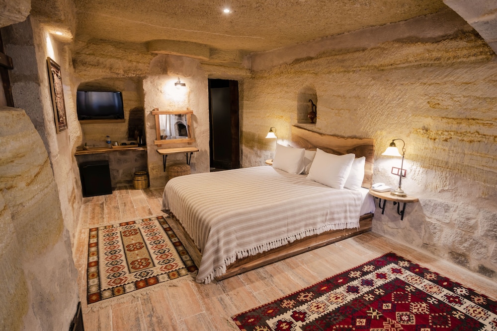 Sultan Cave Suites