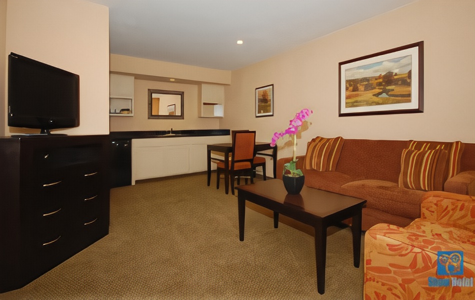 Best Western Plus Meridian Inn & Suites, Anaheim-Orange