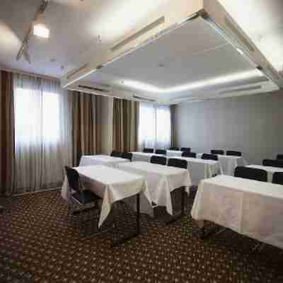 Sleeep Hotel Vösendorf Others