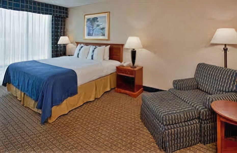 Best Western Premier Alton-St. Louis Area Hotel