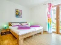 Ulika Hotels in Tar