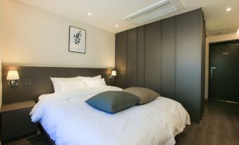 Jamsil Corner Hotel