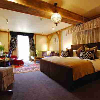 The Farmhouse Hotel and Restaurant Rooms