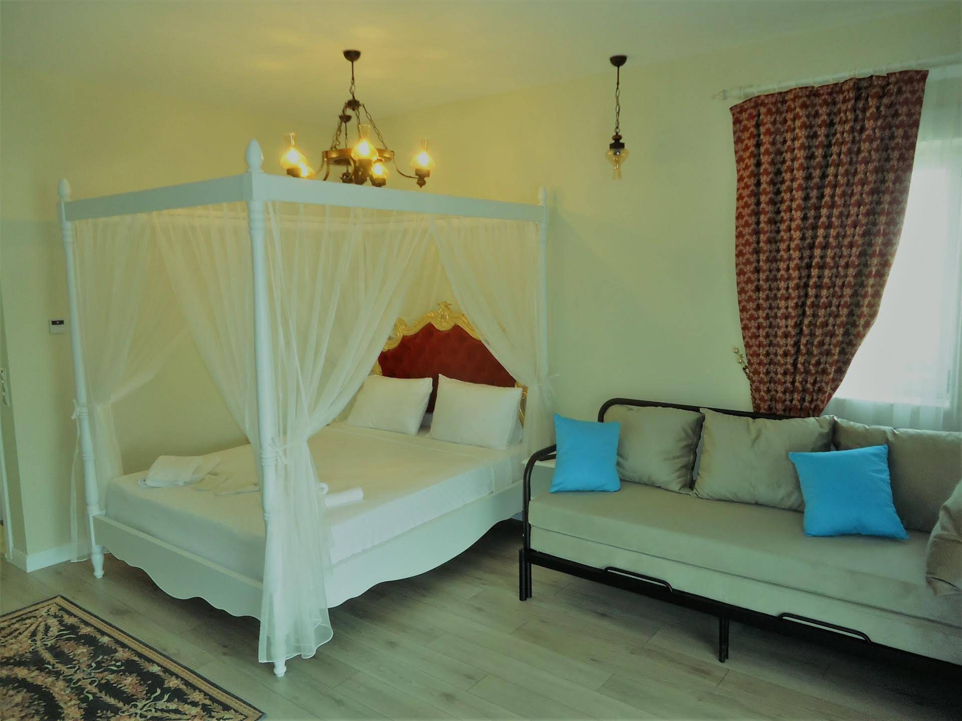 Alacati Grand Eldoris Otel (Grand Alacati Boutique Hotel)