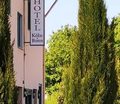 科隆-波恩酒店