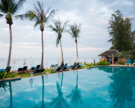 Lanta Casuarina Beach Resort Hotels in Koh Lanta
