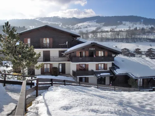 Sapin B Hotels in Demi-Quartier