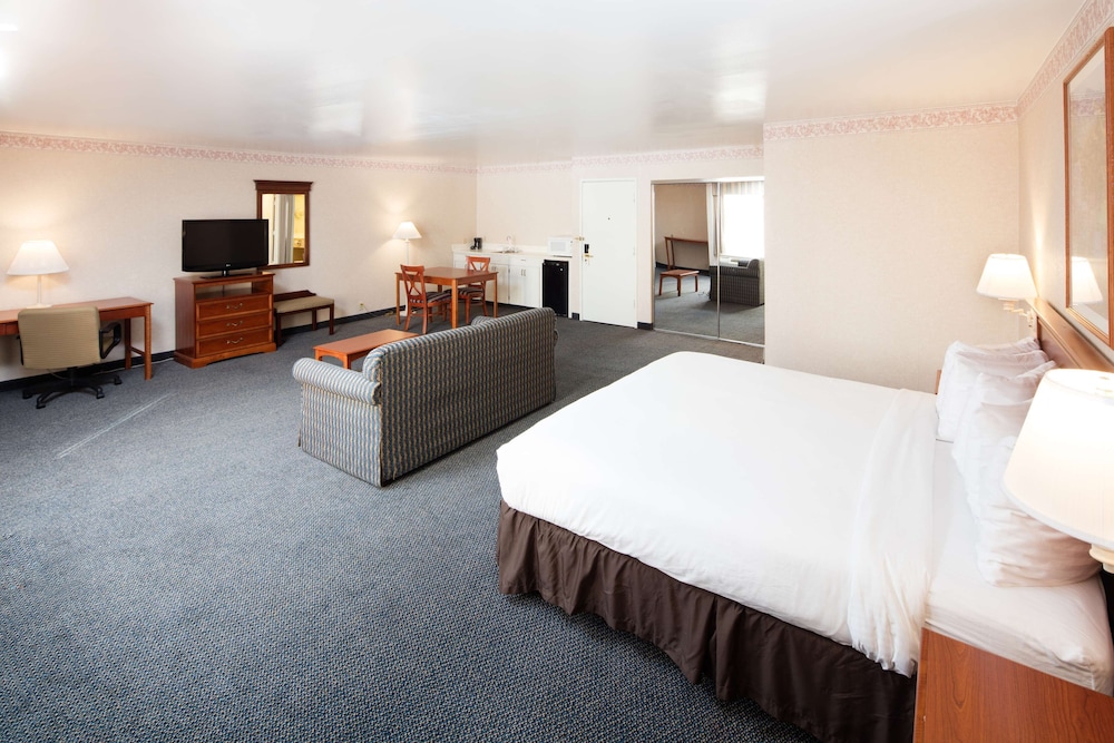 Red Lion Hotel & Conference Center Seattle Renton