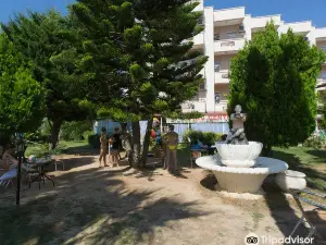 Aska Bayview Resort Hotel