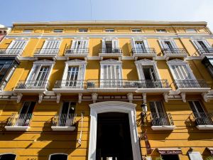 Palacio de Rojas Apartments