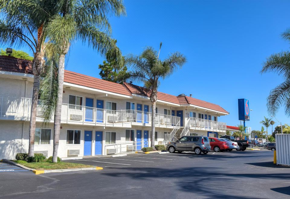 Motel 6 Long Beach, CA - Los Angeles-Long Beach Updated 2023 Room  Price-Reviews u0026 Deals | Trip.com