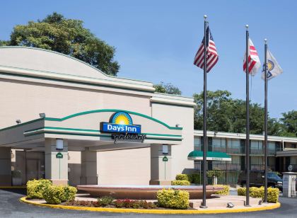 Days Inn by Wyndham Washington DC/Gateway